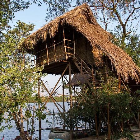 Samon Village Kampot Værelse billede