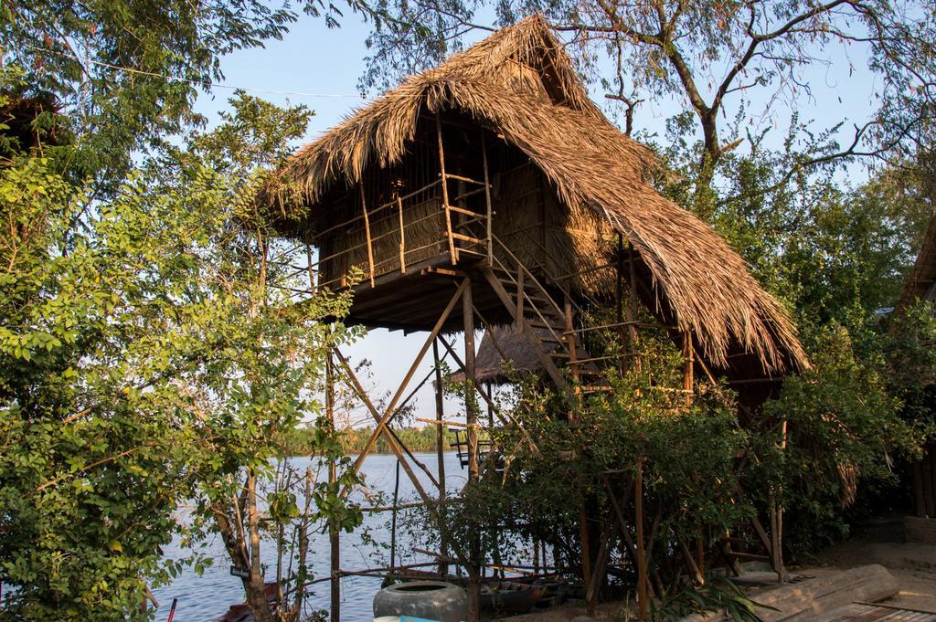 Samon Village Kampot Værelse billede
